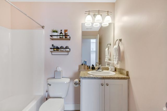 4257 W CLARKS DR, South Jordan, UT 84009