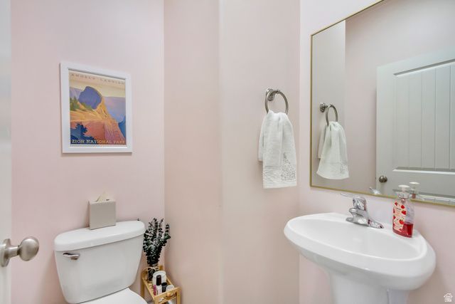 4257 W CLARKS DR, South Jordan, UT 84009