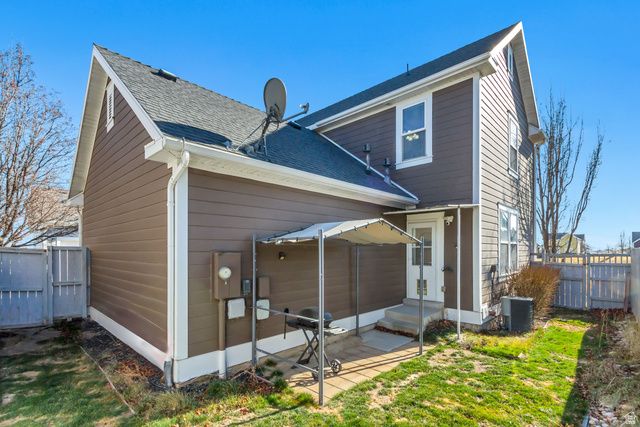 4257 W CLARKS DR, South Jordan, UT 84009