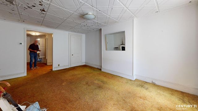 21 2nd Street, New York City, NY 11231