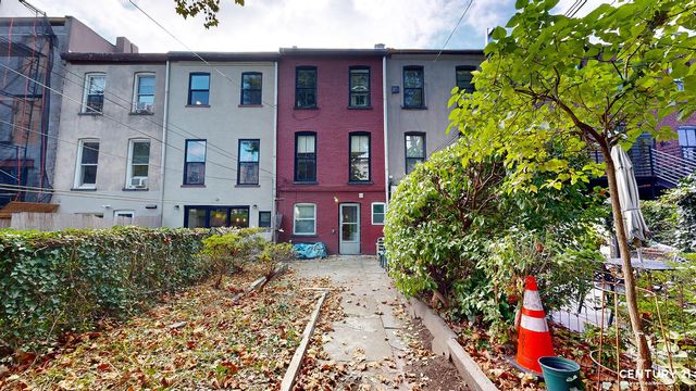 21 2nd Street, New York City, NY 11231