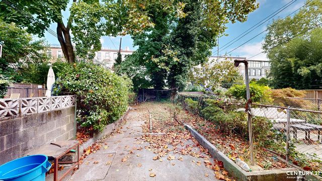 21 2nd Street, New York City, NY 11231