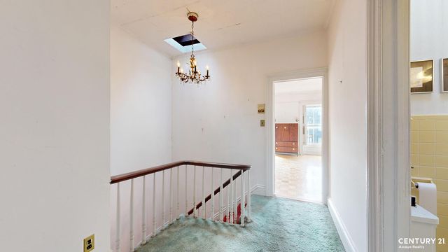 21 2nd Street, New York City, NY 11231