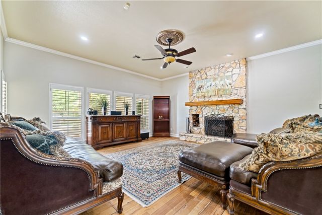 5548 County Road 81, Robstown, TX 78380