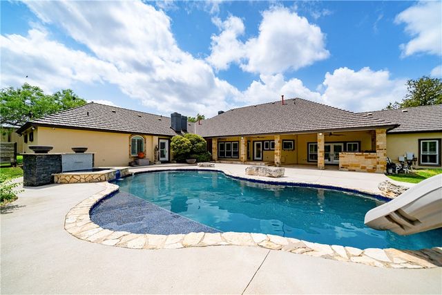 5548 County Road 81, Robstown, TX 78380