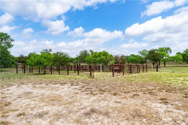 5548 County Road 81, Robstown, TX 78380