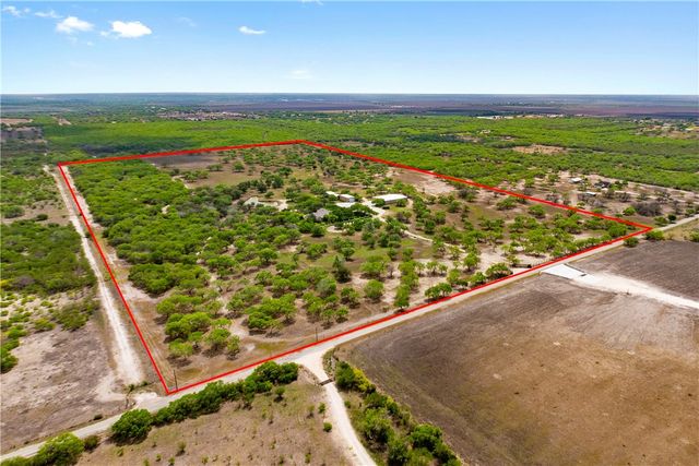 5548 County Road 81, Robstown, TX 78380