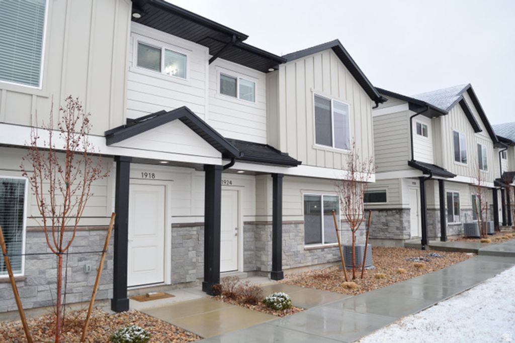 Image 28 of property listing at 1924 E 1550 N, Spanish Fork, UT 84660