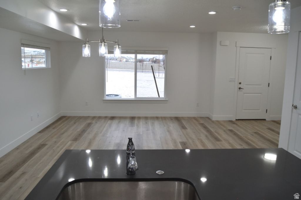 Image 4 of property listing at 1924 E 1550 N, Spanish Fork, UT 84660