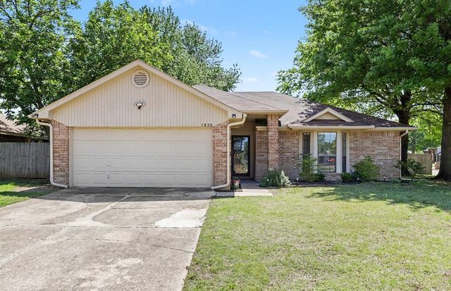 1820 Zion Place, Edmond, OK 73003