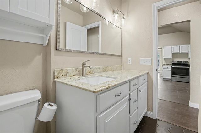 1820 Zion Place, Edmond, OK 73003