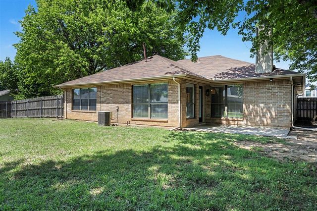 1820 Zion Place, Edmond, OK 73003