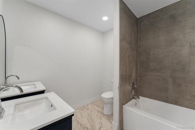 2233 Sheridan Street, Detroit, MI 48214