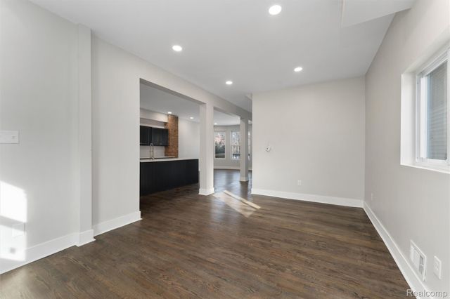 2233 Sheridan Street, Detroit, MI 48214