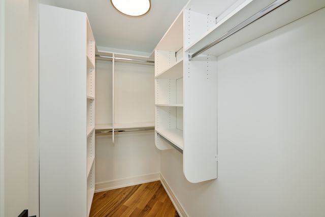 5200 N Winthrop Avenue 2S, Chicago, IL 60640