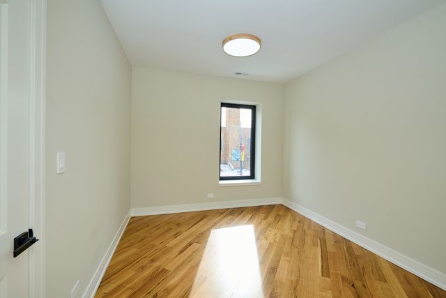 5200 N Winthrop Avenue 2S, Chicago, IL 60640