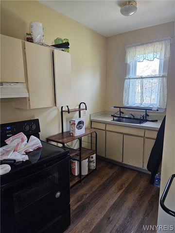 1648 Cleveland Avenue, Niagara Falls, NY 14305