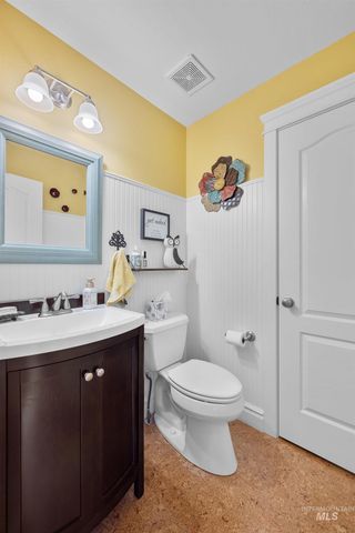 5399 N Steamboat Way, Boise, ID 83713