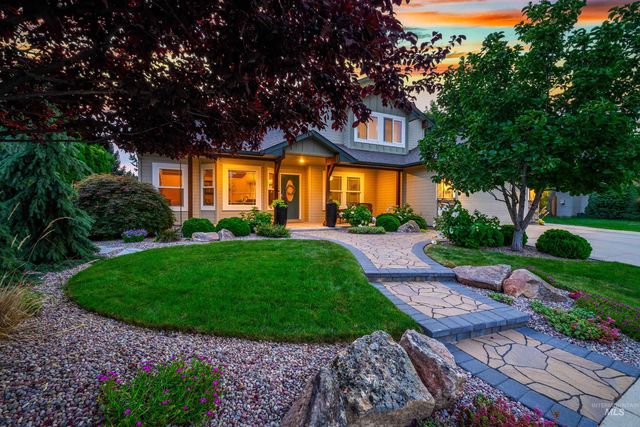5399 N Steamboat Way, Boise, ID 83713