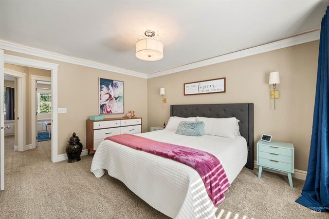 5399 N Steamboat Way, Boise, ID 83713