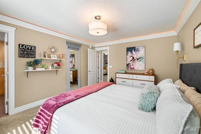 5399 N Steamboat Way, Boise, ID 83713