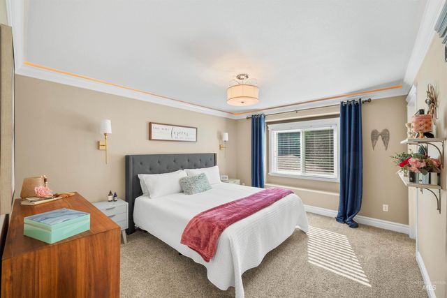 5399 N Steamboat Way, Boise, ID 83713