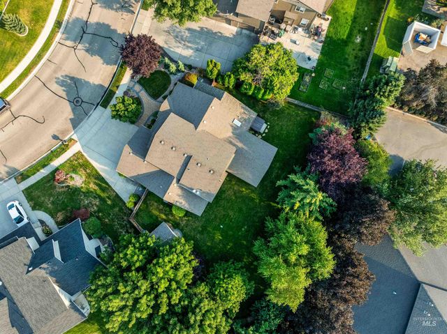 5399 N Steamboat Way, Boise, ID 83713