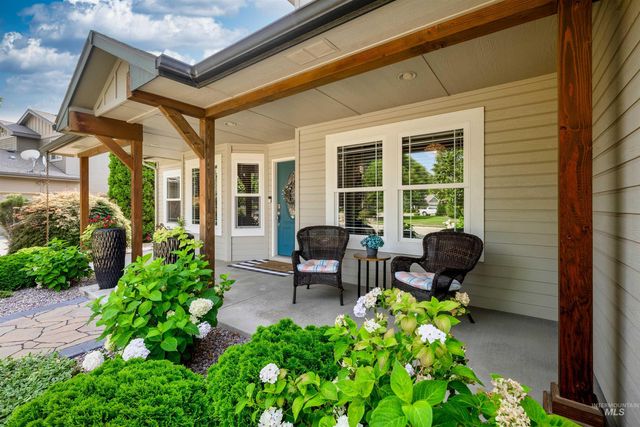 5399 N Steamboat Way, Boise, ID 83713