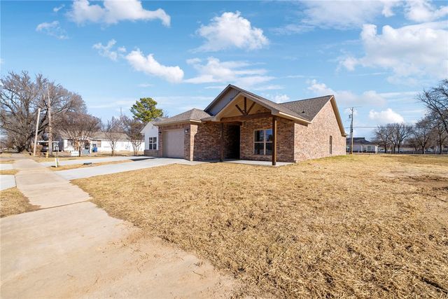 916 N 13th, Fort Smith, AR 72901