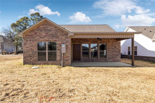 916 N 13th, Fort Smith, AR 72901