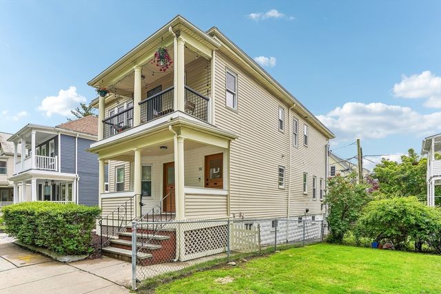 48 Whitfield Rd 48, Somerville, MA 02144