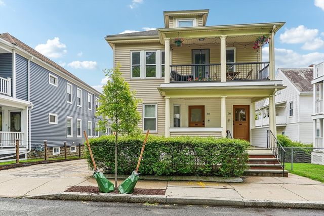 48 Whitfield Rd 48, Somerville, MA 02144
