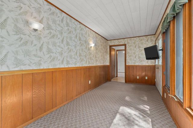 903 HARDING STREET, Waupaca, WI 54981