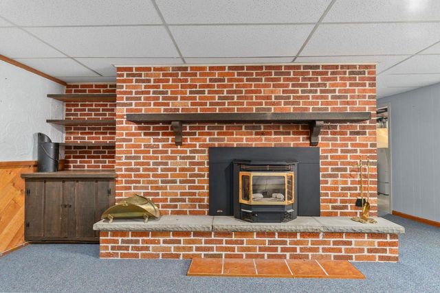 903 HARDING STREET, Waupaca, WI 54981