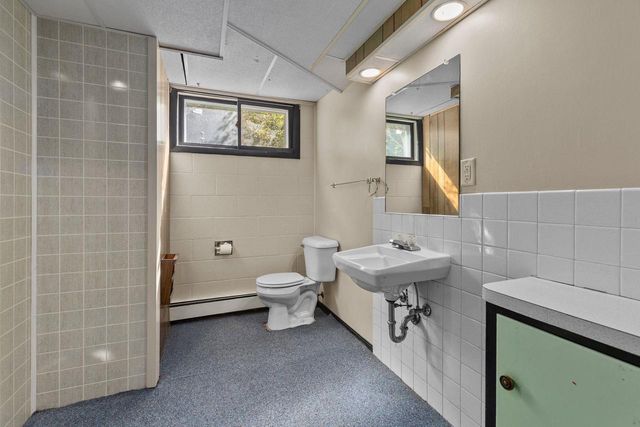 903 HARDING STREET, Waupaca, WI 54981