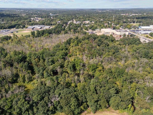 903 HARDING STREET, Waupaca, WI 54981