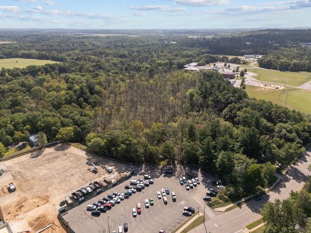 903 HARDING STREET, Waupaca, WI 54981