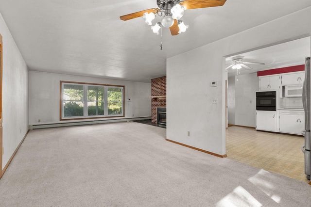 903 HARDING STREET, Waupaca, WI 54981