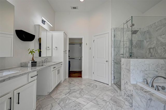 2516 Bevis Street, Houston, TX 77008