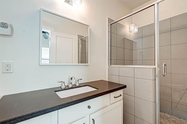 2516 Bevis Street, Houston, TX 77008