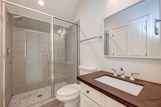 2516 Bevis Street, Houston, TX 77008