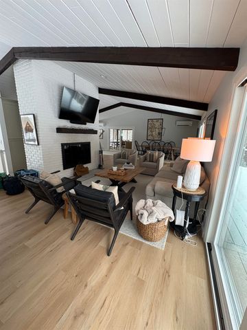 121 Upper Bay Road, Sunapee, NH 03287