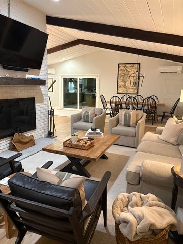 121 Upper Bay Road, Sunapee, NH 03287