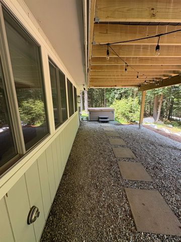 121 Upper Bay Road, Sunapee, NH 03287