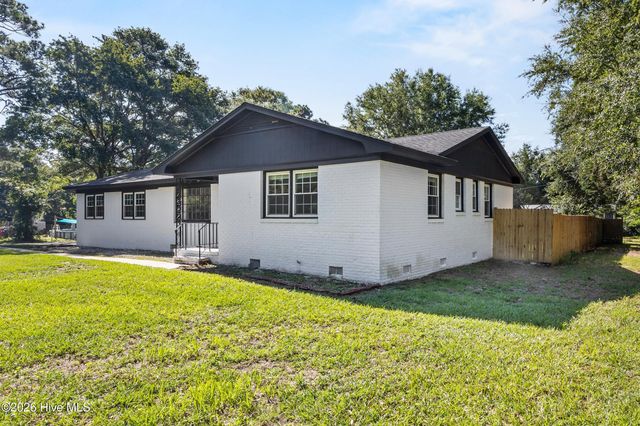 130 Patalanda Road, Wilmington, NC 28409