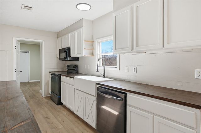 124 County Road 632, Sinton, TX 78387