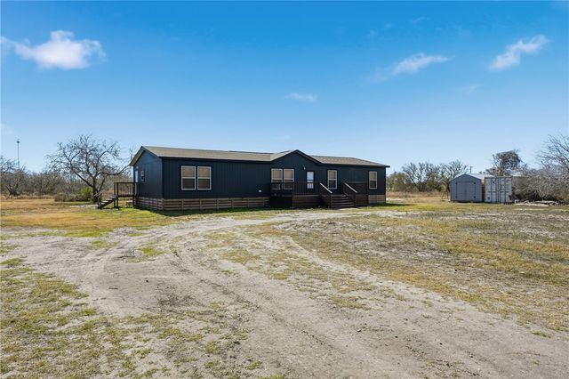 124 County Road 632, Sinton, TX 78387
