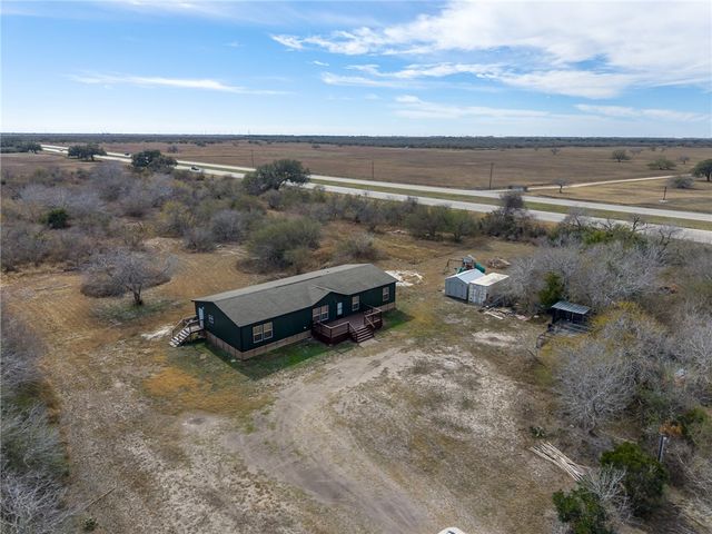 124 County Road 632, Sinton, TX 78387