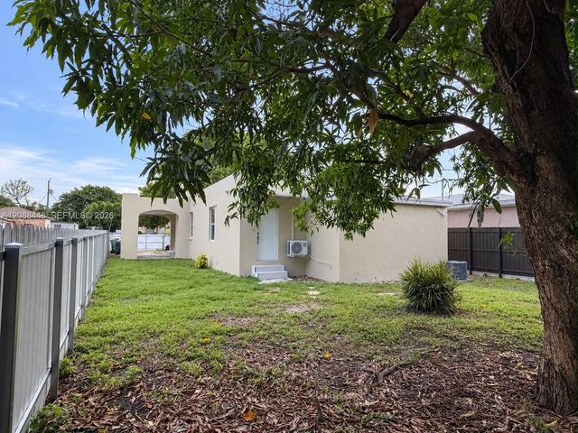 1922 NW 47th Terrace, Miami, FL 33142