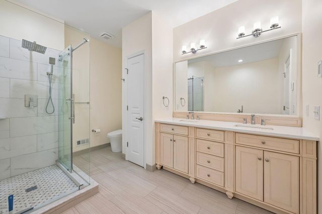 10 BARTONS MILL DR, Washington Crossing, PA 18977